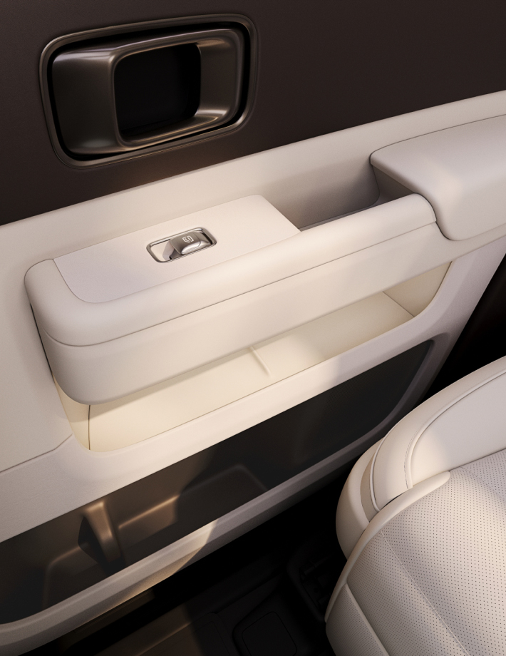 Front double storage compartment
